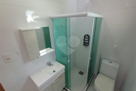Casa à venda com 3 quartos, sendo 2 suítes, no condomínio Village da Posse, Rio de Janeiro - RJ