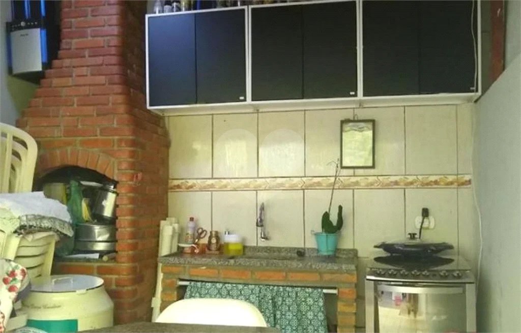 Sobrado à venda com 3 quartos, sendo 1 suíte, em Artur Alvim, São Paulo, SP