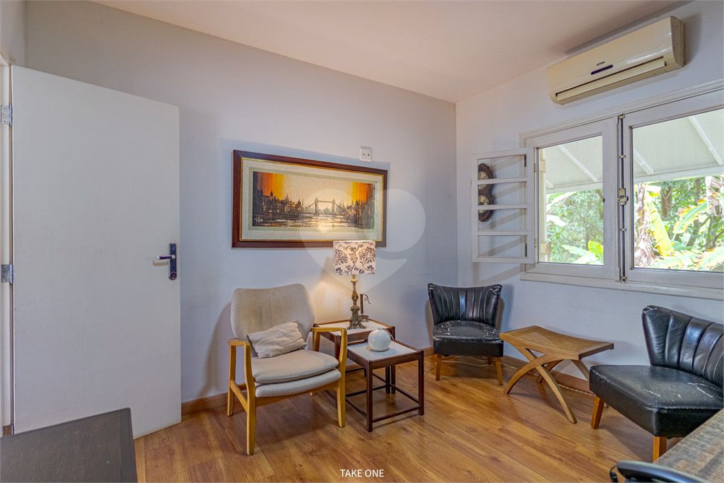 Casa à venda com 4 suítes no condomínio Vinhas da Vista Alegre - Lado Sede, Vinhedo - SP