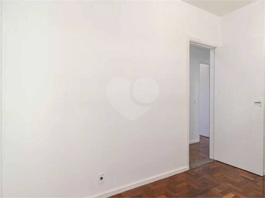 Apartamento à venda com 4 quartos, sendo 1 suíte, em Pinheiros, São Paulo, SP