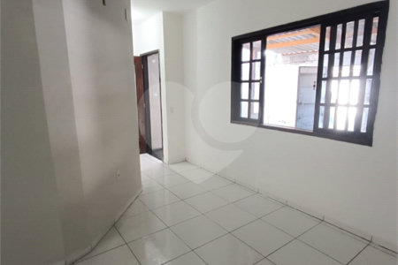 Casa à venda com 2 quartos em Parque Morumbi, Mogi das Cruzes, SP