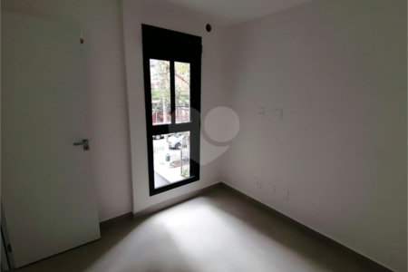 Casa à venda ou para alugar com 3 quartos, sendo 1 suíte,  no condomínio Cube Tutóia, São Paulo - SP