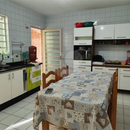Casa à venda com 3 quartos em Jardim Cumbica, Guarulhos, SP