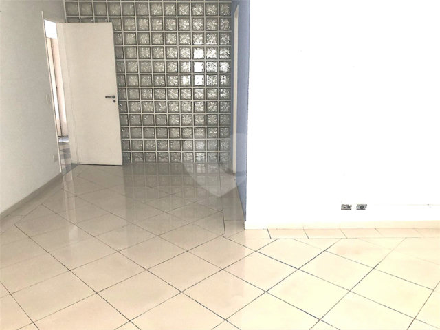 Sobrado à venda com 4 quartos, sendo 1 suíte,  em Brooklin Velho, São Paulo, SP
