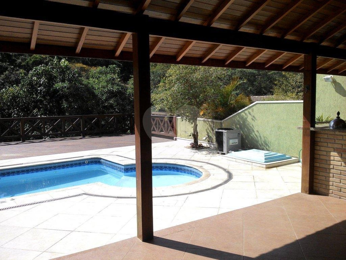 Casa à venda com 4 quartos, sendo 2 suítes,  em Horto, São Paulo, SP