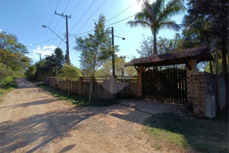 Chácara à venda com 2 suítes em Sorocamirim (canguera), São Roque, SP