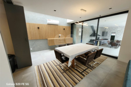 Casa à venda com 3 suítes em Jardim Prudência, São Paulo, SP