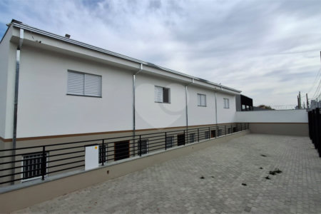 Sobrado à venda com 2 quartos em Vila Colorau, Sorocaba, SP