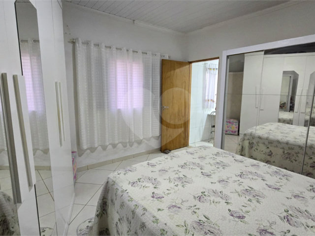 Casa à venda com 2 quartos, sendo 1 suíte,  em Vila Bonilha, São Paulo, SP