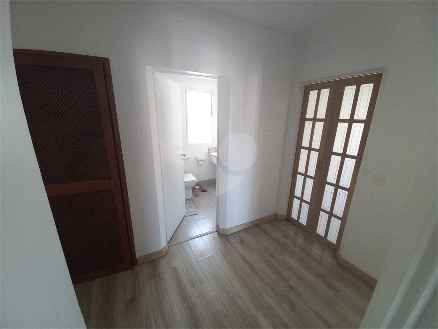 Apartamento à venda com 3 quartos, sendo 1 suíte, em Vila Andrade, São Paulo, SP