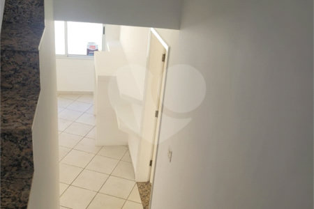 Sobrado à venda com 3 suítes em Jardim Regente, Indaiatuba, SP
