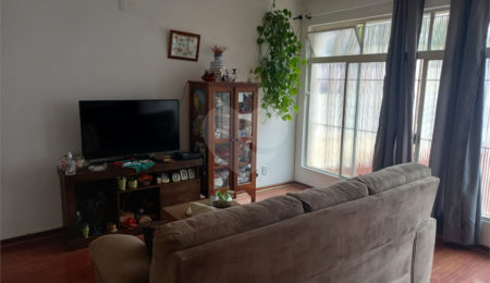 Sobrado à venda com 4 quartos, sendo 1 suíte,  em Santana, São Paulo, SP