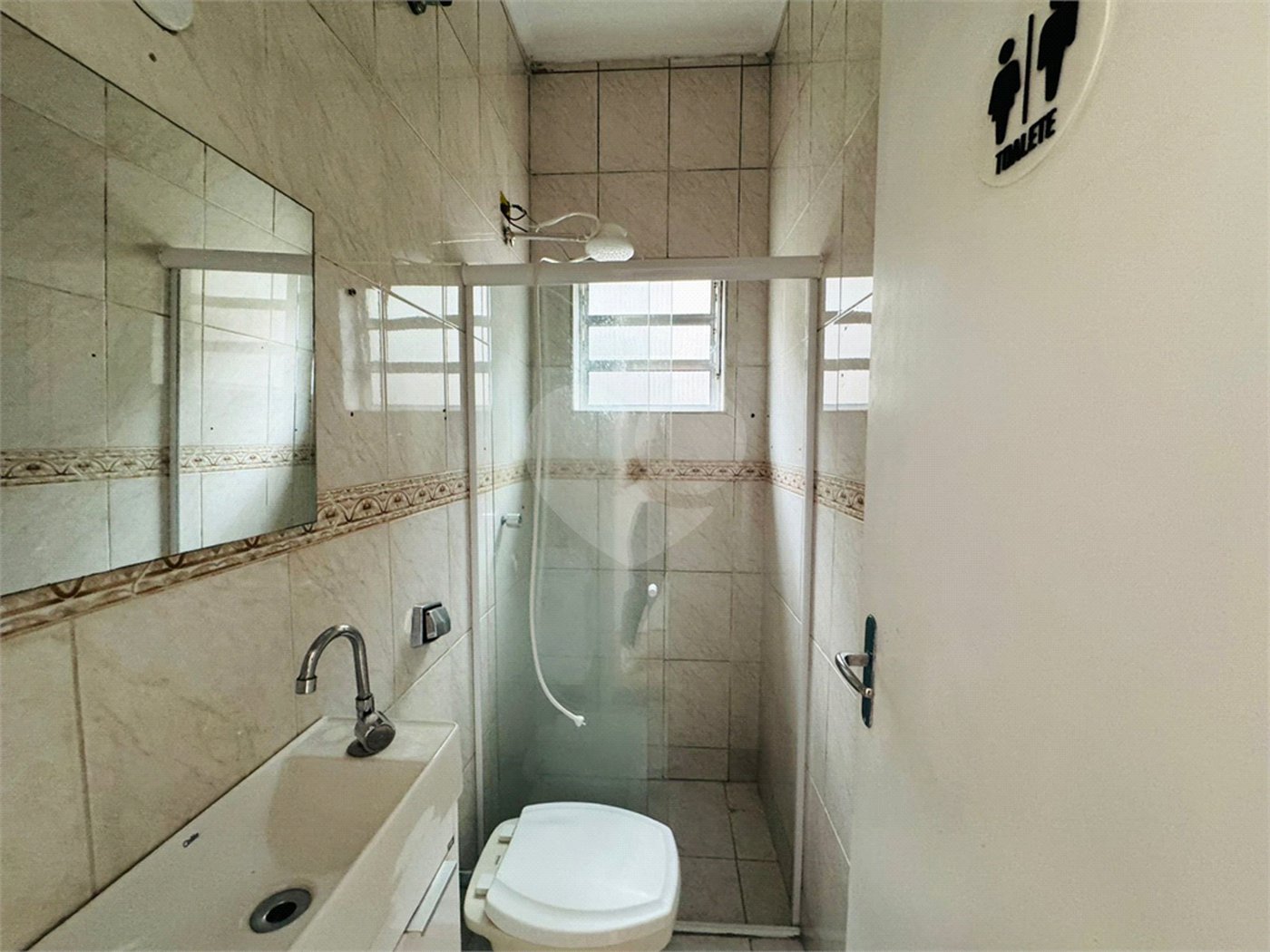 Casa à venda com 3 quartos, sendo 1 suíte, em Vila Galvão, Guarulhos, SP