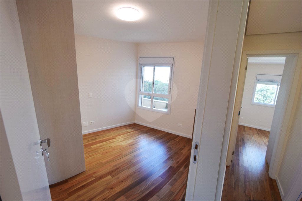Apartamento à venda com 3 suítes em Vila Romana, São Paulo, SP