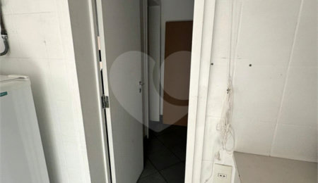 Apartamento à venda com 3 quartos, sendo 2 suítes,  em Vila Suzana, São Paulo, SP