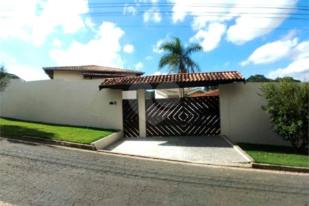 Casa à venda com 3 suítes em Vista Alegre, Vinhedo, SP