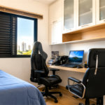 Apartamento à venda com 3 quartos, sendo 1 suíte, em Santo Amaro, São Paulo, SP