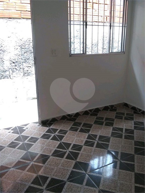 Casa à venda com 3 quartos em Vila Nilo, São Paulo, SP