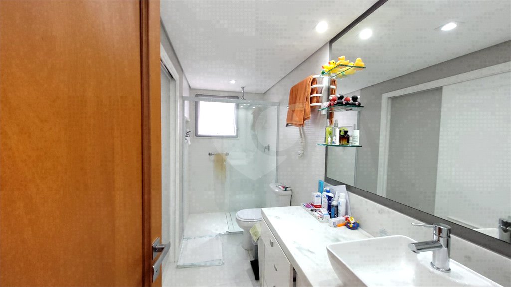 Apartamento à venda com 3 quartos, sendo 1 suíte, em Alto da Boa Vista, São Paulo, SP