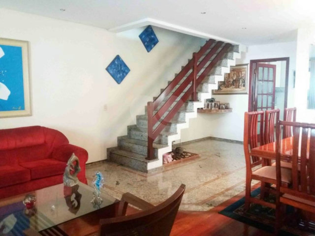Casa para alugar com 4 quartos, sendo 2 suítes,  em Campo Grande, São Paulo, SP