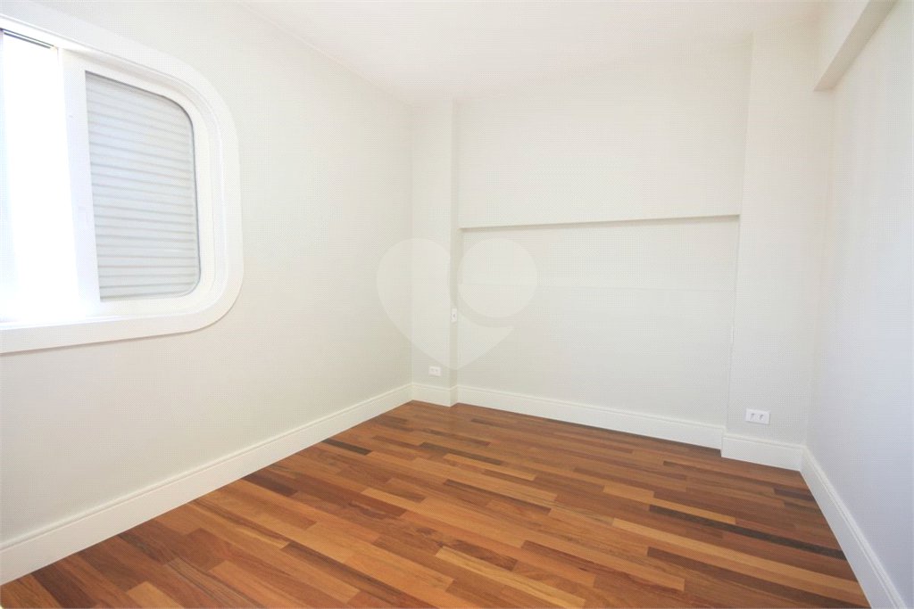 Apartamento para alugar com 3 quartos, sendo 1 suíte, em Granja Julieta, São Paulo, SP