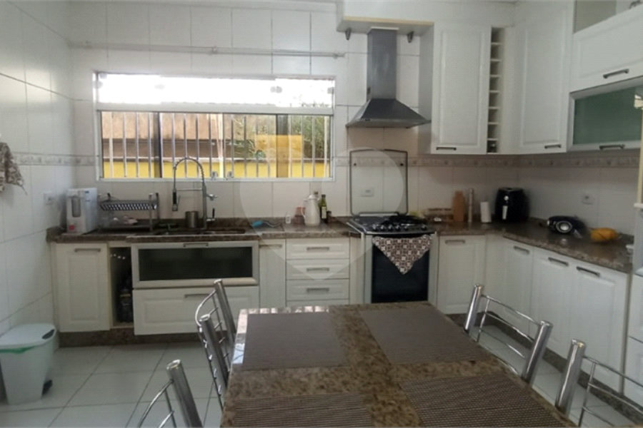 Sobrado à venda com 3 suítes em Vila Mazzei, São Paulo, SP