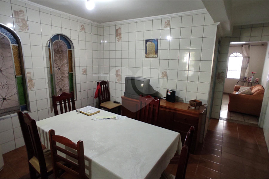 Sobrado à venda com 3 quartos, sendo 1 suíte, em Tremembé, São Paulo, SP