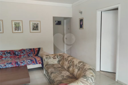 Casa à venda com 3 quartos, sendo 1 suíte,  em Vila Suissa, Mogi das Cruzes, SP