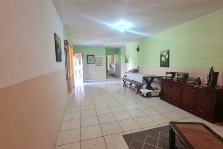 Chácara à venda com 3 quartos, sendo 1 suíte, em Vila Reis, Itapetininga, SP