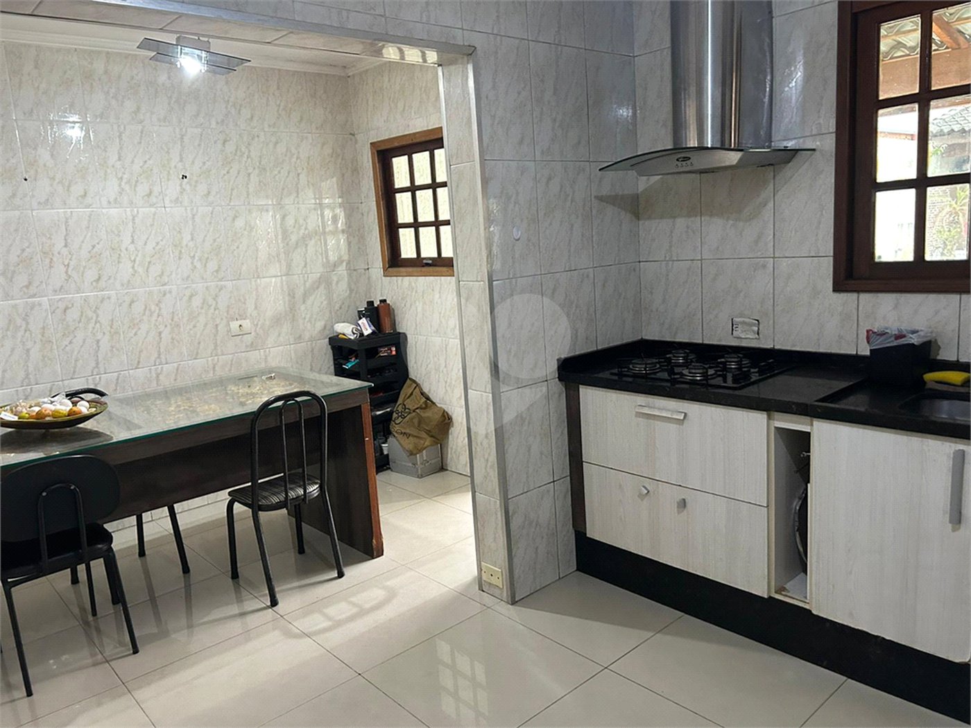 Casa à venda com 3 quartos, sendo 1 suíte, em Jardim Imperador, Suzano, SP