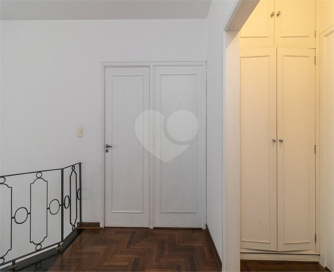 Casa à venda com 3 quartos, sendo 2 suítes, em Alto de Pinheiros, São Paulo, SP