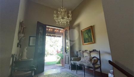 Casa à venda com 4 quartos, sendo 3 suítes,  no condomínio Patrimônio do Carmo, São Roque - SP
