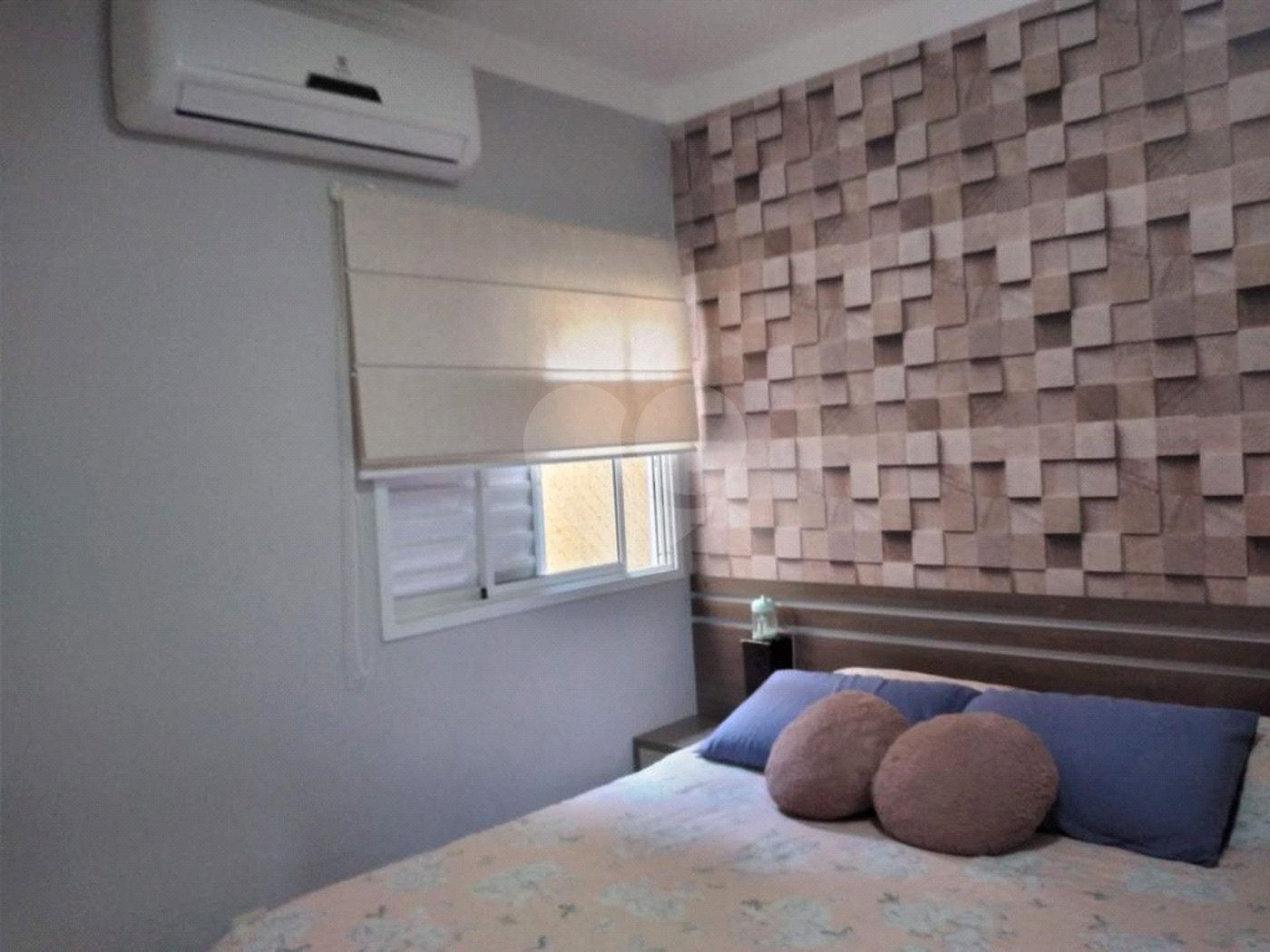 Casa à venda com 4 quartos, sendo 2 suítes, no condomínio Miro Carvalho - Pitinga, São Paulo - SP