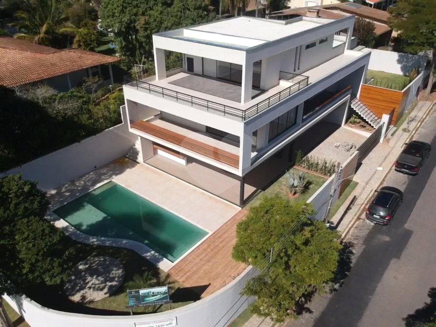 Casa à venda com 4 suítes em Jardim Itaperi, Atibaia, SP