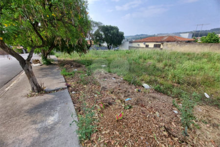 Terreno à venda no Centro, Vinhedo, SP