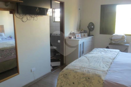 Excelente Sobrado à venda noCambuci c/338m2 - 4 Quartos/1 Suite/ 5 Vagas na garagem