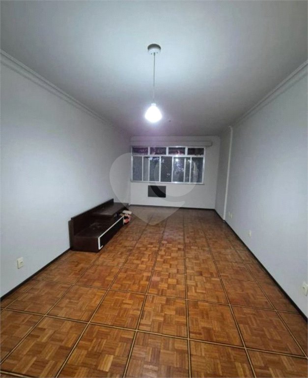 Apartamento à venda com 3 quartos, sendo 1 suíte,  em Tijuca, Rio de Janeiro, RJ