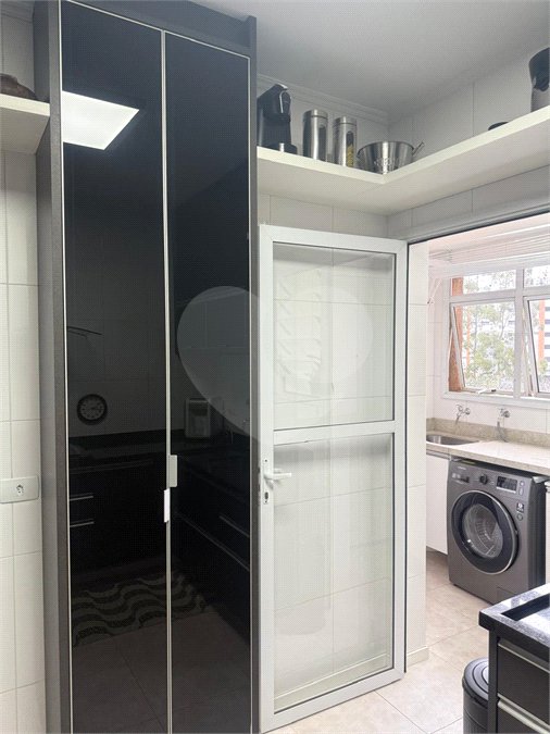 Apartamento à venda com 3 suítes em Vila Suzana, São Paulo, SP
