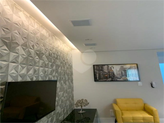 Casa à venda com 3 quartos, sendo 1 suíte,  no condomínio Res Means do Campo II, São Paulo - SP