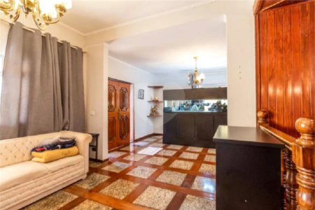 Sobrado à venda com 5 quartos, sendo 4 suítes, em Vila Galvão, Guarulhos, SP