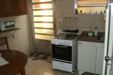 Casa Térrea à venda com 3 suítes em Vila Paulicéia, São Paulo, SP