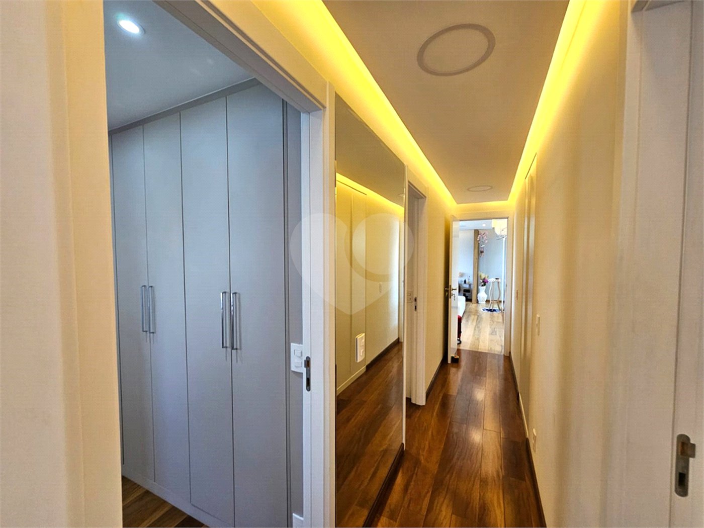 Apartamento à venda com 3 quartos, sendo 1 suíte, em Chácara Santo Antônio, São Paulo, SP