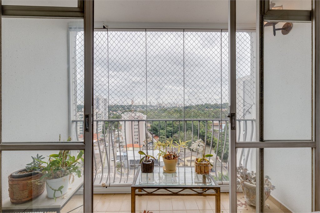 Apartamento à venda com 3 quartos, sendo 1 suíte, em Chácara Santo Antônio (zona Sul), São Paulo, SP