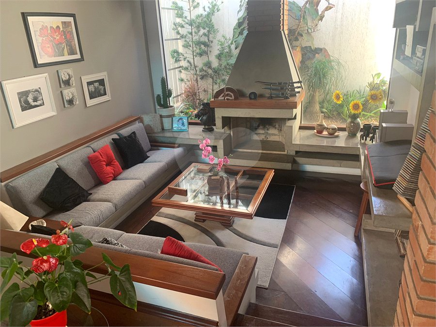 Casa à venda com 3 quartos, sendo 2 suítes,  no condomínio Village Davignon, Sorocaba - SP