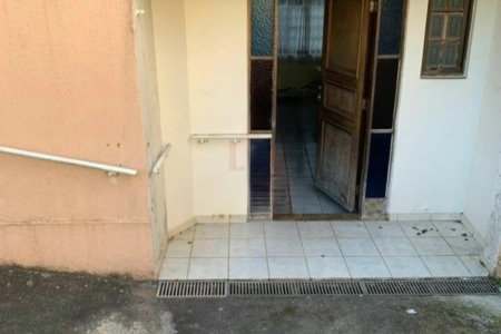 Casa Térrea à venda com 2 quartos 2 vagas em Vila Gomes a 100m da USP
