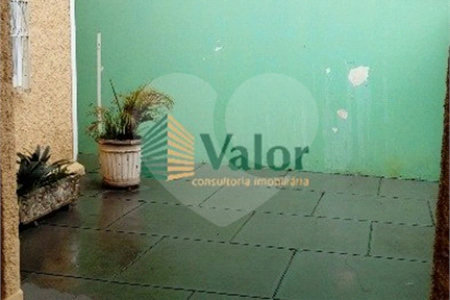 Casa com 3 dormitórios na Vila Prado