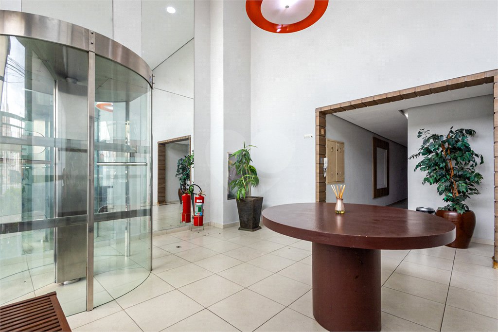 Praticidade e Localização Estratégica no Brás: Apartamento de 32 m² para Venda!