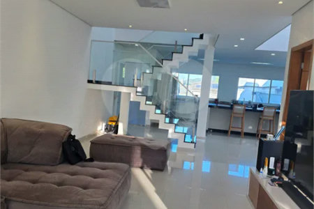 Casa á Venda 185m², 3 quartos- Residencial Solaris- Mogi das Cruzes