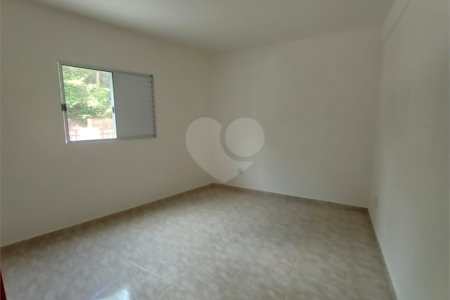 Apartamento à venda no bairro Vicente Nunes em Nazaré Paulista