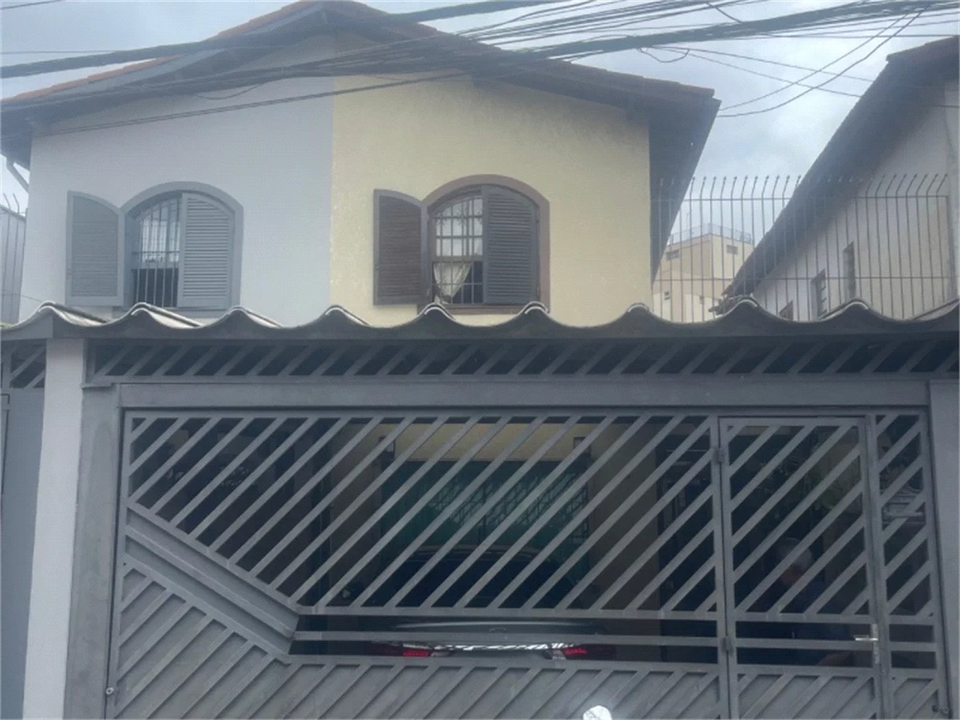 SOBRADO ESPACOSO COM AREA GOURMET E AREA VERDE NO JARDIM Butanta